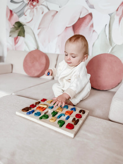 QToys Australia (USA) Lower case Letter Puzzle